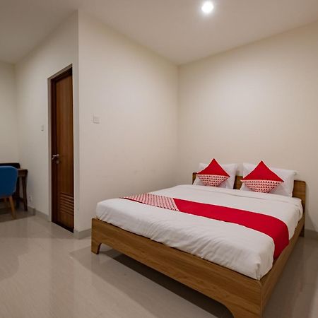 Oyo 2245 Apartment Grand Kamala Lagoon Bekasi Kültér fotó