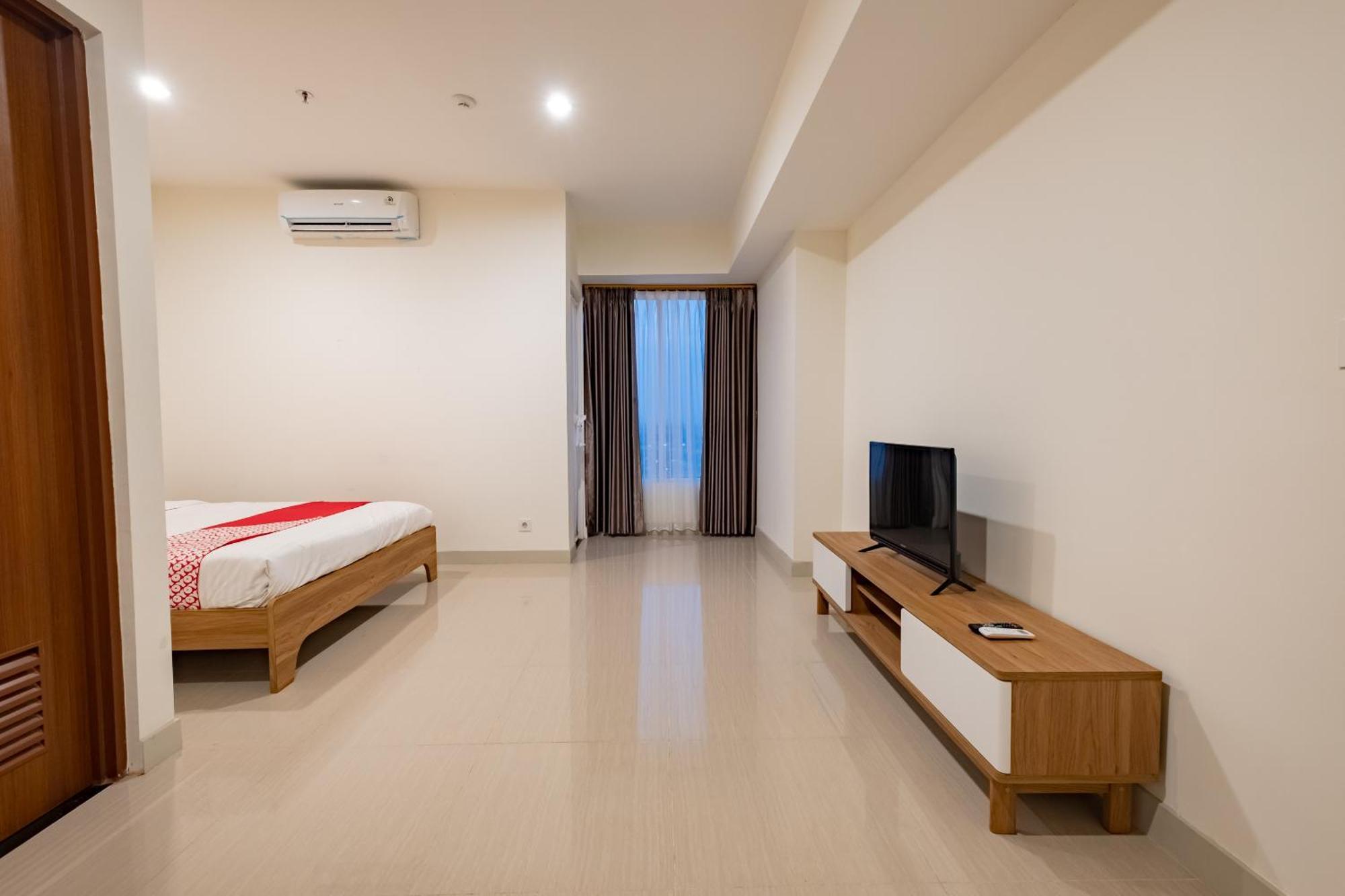 Oyo 2245 Apartment Grand Kamala Lagoon Bekasi Kültér fotó