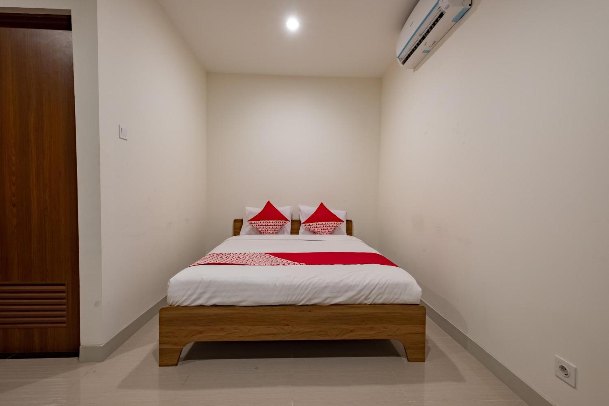 Oyo 2245 Apartment Grand Kamala Lagoon Bekasi Kültér fotó